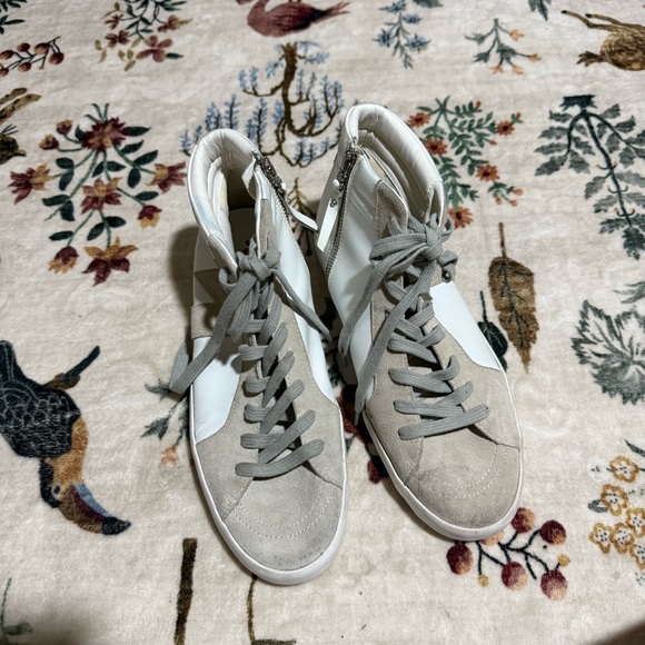 Sam Edelman Shoes Sam Edelman High Top Sneaks 9M - Picture 2 of 7